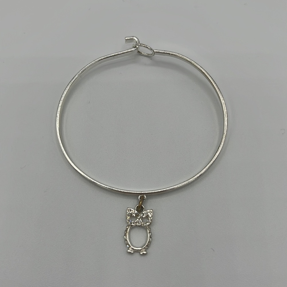Silver bracelet with owl pendant